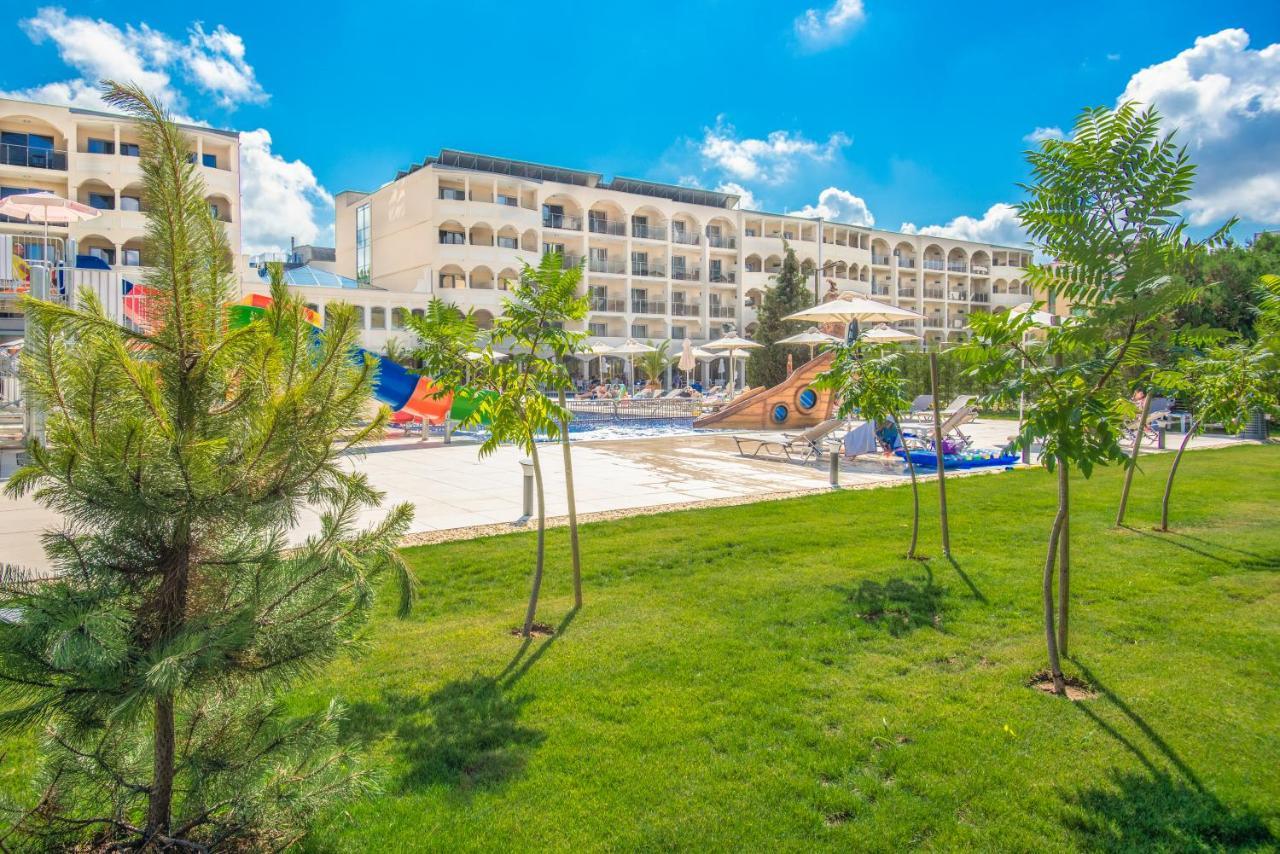 Belvedere Hotel Primorsko Exterior foto